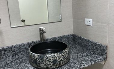 Newly-Renovated Condo Unit with Panoramic View in Aspen, Alabang for Sale