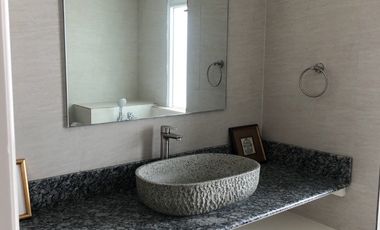 Newly-Renovated Condo Unit with Panoramic View in Aspen, Alabang for Sale