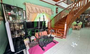 5-BEDROOM HOUSE IN PETERSVILLE, CAMP 7, BAGUIO CITY
