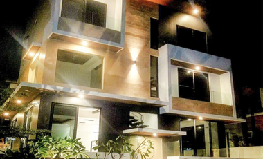 3 Storey House for Rent in Mckinley Hill Village, Taguig City near BGC and C5