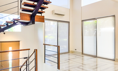 3 Storey House for Rent in Mckinley Hill Village, Taguig City near BGC and C5