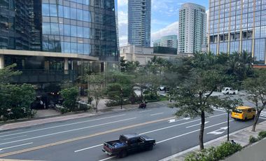 1BR FOR LEASE IN ONE ROCKWELL WEST