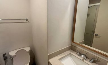 1BR FOR LEASE IN ONE ROCKWELL WEST