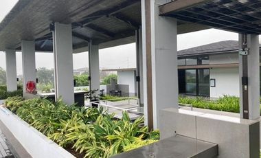 Lot in Mirala Nuvali near jogging path