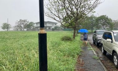 Lot in Mirala Nuvali near jogging path