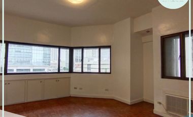 3 Bedroom Unit For Rent in Twin Tower, Apartment Ridge, Makati City