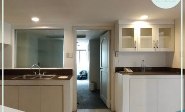 3 Bedroom Unit For Rent in Twin Tower, Apartment Ridge, Makati City