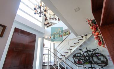 Modern 3BR Haven with Rooftop Serenity in Vista Grande, Talisay City
