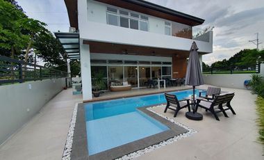 Modern House with Pool Manila Southwoods Residential Estate. Carmona Cavite