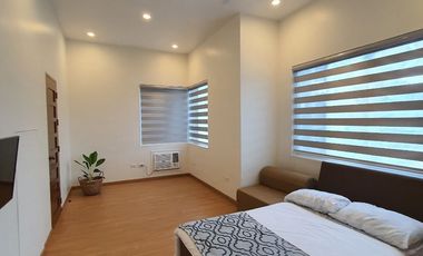 Modern House with Pool Manila Southwoods Residential Estate. Carmona Cavite