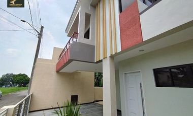 3-Bedroom Single Attached For Sale in The Grand Parkplace Village, Imus, Cavite