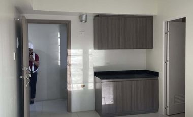 NEAR RFO NO DP CONDO DEC 2025 MOVE IN TAFT AVE MALATE LASALLE LRT1 MOA