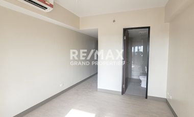 29Sqm Studio Unit Chelsea Parkplace High Floor W/ Balcony San Fernando Pampanga