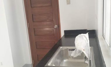 Laguna de bay view Single Attached House for sale in Eastridge Binangonan Rizal