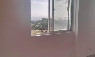 Laguna de bay view Single Attached House for sale in Eastridge Binangonan Rizal