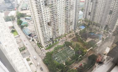 Special 2-Bedroom Unit in Avida Centera at 11M Net for Sale