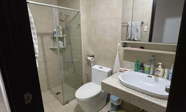 FOR SALE 3BR-132sqm with parking space