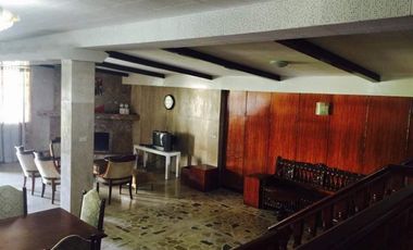 5 Bedroom House for Sale near tourist spots in Pacdal, Baguio City