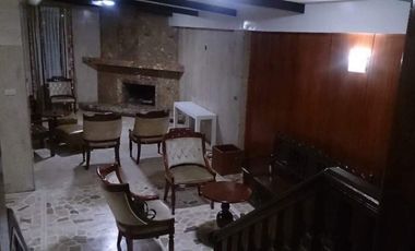5 Bedroom House for Sale near tourist spots in Pacdal, Baguio City