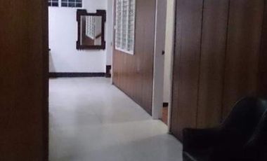 5 Bedroom House for Sale near tourist spots in Pacdal, Baguio City