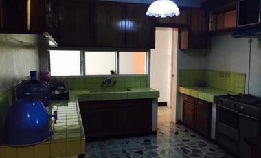 5 Bedroom House for Sale near tourist spots in Pacdal, Baguio City