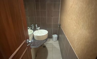 For Lease: Penthouse Unit near Mall of Asia