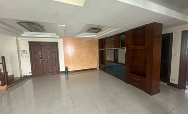 For Lease: Penthouse Unit near Mall of Asia