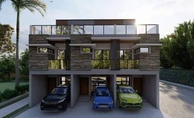 Townhouse for sale in Marulas, Valenzuela City