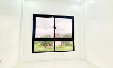 Brand New Townhouse with Roof Deck for Sale in Binangonan, Rizal