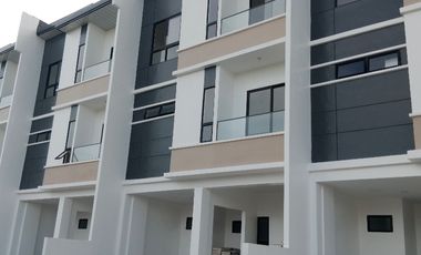 Acropolis Seventy Seven Living Spaces