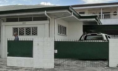 Bungalow house for Seniors
