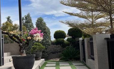Alabang West Modern House