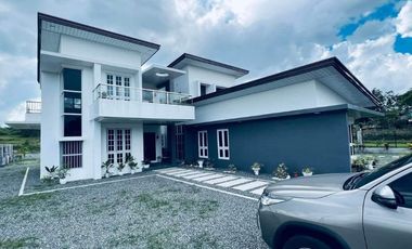 2 Properties In A 2700 Sqm Lot Size, Perfect For Resorts And Resto!