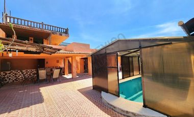 PROPIEDAD PARA AIRBNB, HOSPEDAJE O GIRO TURÍSTICO EN EL CORAZÓN DE BERNAL.