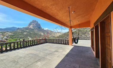 PROPIEDAD PARA AIRBNB, HOSPEDAJE O GIRO TURÍSTICO EN EL CORAZÓN DE BERNAL.