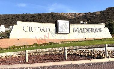 ESTUPENDO TERRENO HABITACIONAL  en  CD. MADERAS MONTAÑA FUJI 72