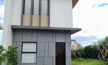 Preselling House and Lot by Ayala Land in Bulacan near Nlex with Big discounts