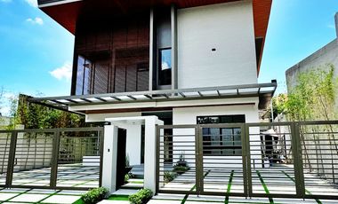 Gorgeous House and Lot with Pool for Sale in BF Homes, Parañaque City