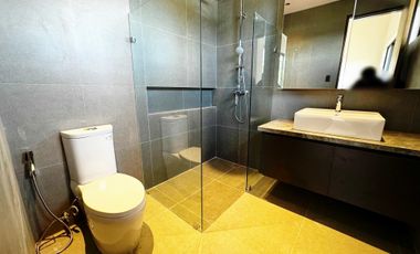 Gorgeous House and Lot with Pool for Sale in BF Homes, Parañaque City