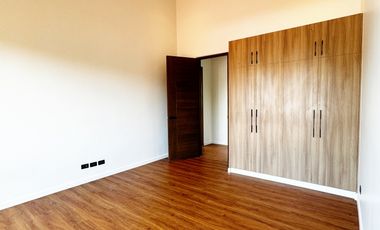 Gorgeous House and Lot with Pool for Sale in BF Homes, Parañaque City