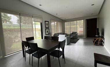 For Rent  House in  Mahogany Parc Clark  Freeport Zone Angeles City!