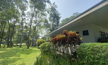 For Rent  House in  Mahogany Parc Clark  Freeport Zone Angeles City!