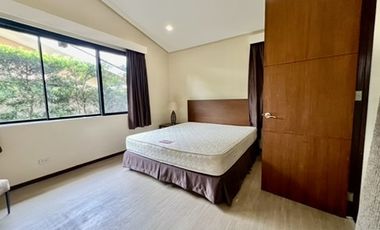 For Rent  House in  Mahogany Parc Clark  Freeport Zone Angeles City!