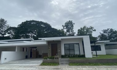 For Rent   3 BR House in Mahogany Parc Clark Freeport Zone !