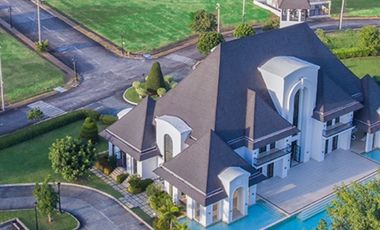 SOUTH FORBES LOT FOR SALE