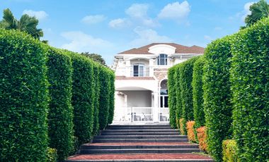 SOUTH FORBES LOT FOR SALE
