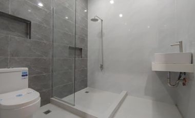 4-bedroom Townhouse and Lot For Sale in Town and Country Molino Bacoor cavite