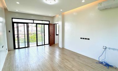 ELEGANT DESIGN HOUSE AND LOT FOR SALE IN BF HOMES PARANAQUE