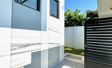 ELEGANT DESIGN HOUSE AND LOT FOR SALE IN BF HOMES PARANAQUE