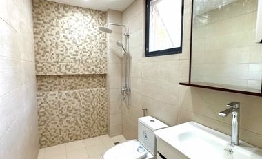 ELEGANT DESIGN HOUSE AND LOT FOR SALE IN BF HOMES PARANAQUE